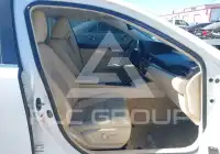 2014 Lexus ES350 photo