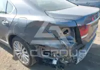 2014 Lexus LS460 photo