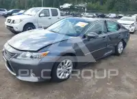 2014 Lexus ES300 photo