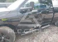 2014 RAM 1500 photo