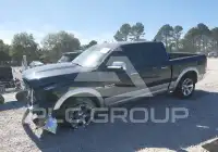 2014 RAM 1500 photo