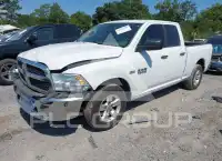 2014 RAM 1500 photo