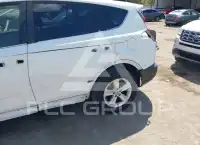 2014 Toyota RAV4 photo