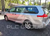 2014 Toyota SIENNA photo