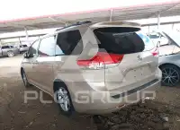 2014 Toyota SIENNA фото