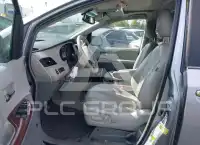 2014 Toyota SIENNA фото