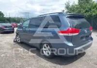 2014 Toyota SIENNA фото