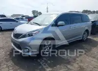 2014 Toyota SIENNA фото