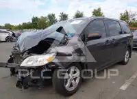 2014 Toyota SIENNA фото