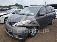 2014 Toyota SIENNA фото