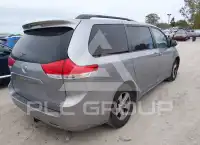 2014 Toyota SIENNA фото
