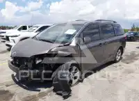 2014 Toyota SIENNA photo