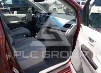 2014 Toyota SIENNA photo