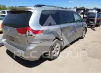 2014 Toyota SIENNA фото