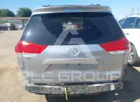 2014 Toyota SIENNA фото