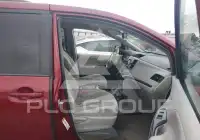 2014 Toyota SIENNA photo