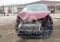 2014 Toyota SIENNA photo