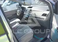 2014 Toyota SIENNA фото