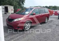 2014 Toyota SIENNA фото