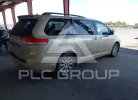 2014 Toyota SIENNA фото