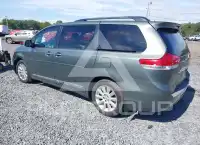 2014 Toyota SIENNA фото