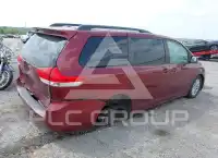 2014 Toyota SIENNA photo