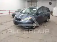 2014 Toyota SIENNA фото