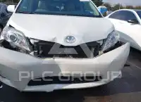2014 Toyota SIENNA фото
