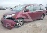 2014 Toyota SIENNA фото