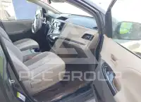 2014 Toyota SIENNA фото