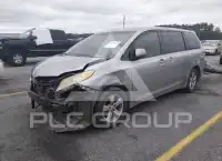 2014 Toyota SIENNA фото