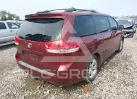 2014 Toyota SIENNA фото