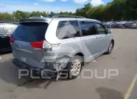 2014 Toyota SIENNA фото