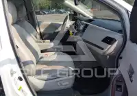 2014 Toyota SIENNA фото