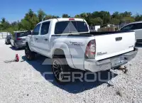 2014 Toyota TACOMA photo