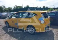 2014 Toyota PRIUS photo
