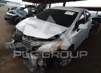 2014 Toyota PRIUS photo