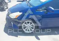 2014 Toyota PRIUS фото