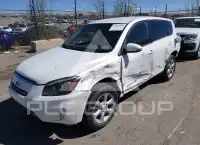 2014 Toyota RAV4 photo
