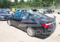 2014 Toyota CAMRY фото