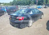 2014 Toyota CAMRY фото