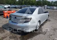 2014 Toyota CAMRY фото