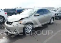 2014 Toyota CAMRY фото