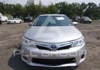 2014 Toyota CAMRY фото