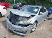 2014 Toyota CAMRY фото