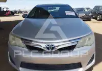 2014 Toyota CAMRY photo
