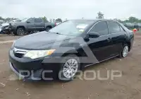2014 Toyota CAMRY фото