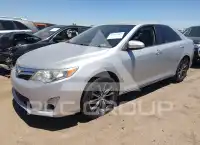 2014 Toyota CAMRY фото