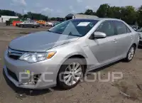 2014 Toyota CAMRY фото