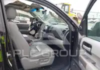 2014 Toyota SEQUOIA фото